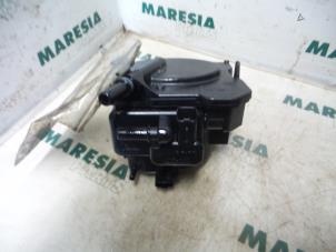 Used Fuel filter housing Peugeot Partner 1.6 HDI 90 16V Price € 42,35 Inclusive VAT offered by Maresia Parts