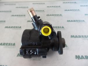 Used Power steering pump Fiat Palio Weekend (178D) 1.6 16V Price € 50,00 Margin scheme offered by Maresia Parts