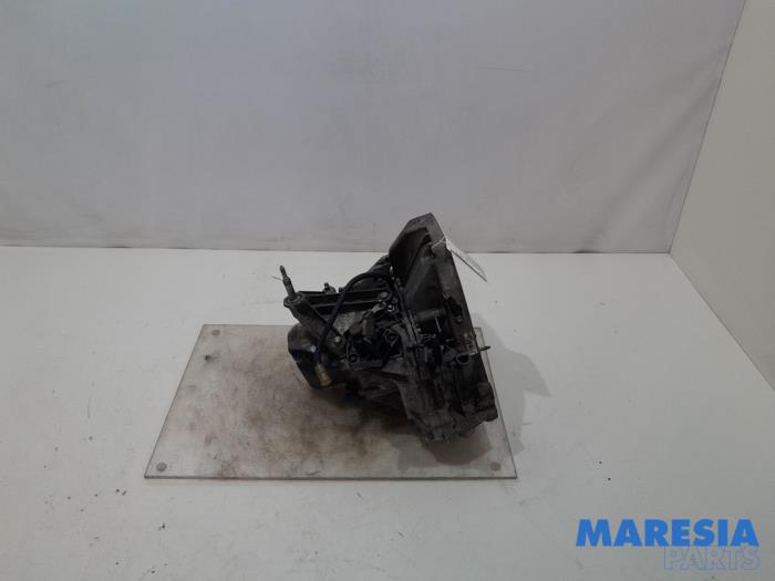 Gebrauchte Getriebe Renault Clio III (BR/CR) 1.4 16V Preis € 349,99 Margenregelung angeboten von Maresia Parts