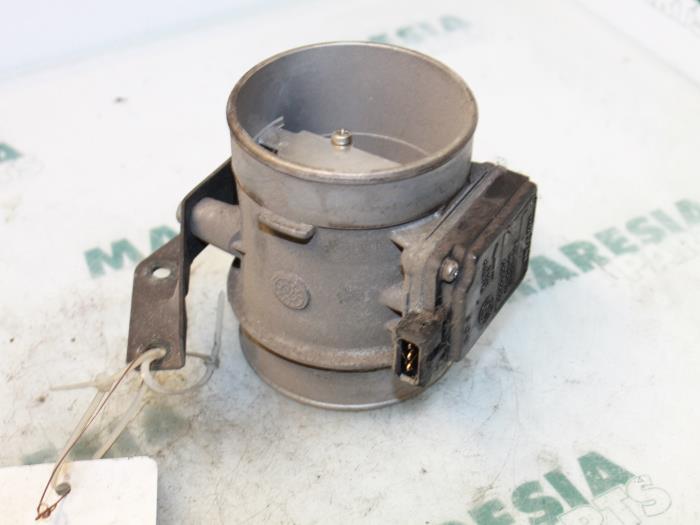 Usagé Débitmètre Fiat Barchetta (183) 1.8 16V Prix € 50,00 Règlement à la marge proposé par Maresia Parts