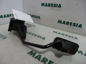 Used Throttle pedal position sensor Peugeot Partner 1.6 HDI 90 16V Price € 36,30 Inclusive VAT offered by Maresia Parts