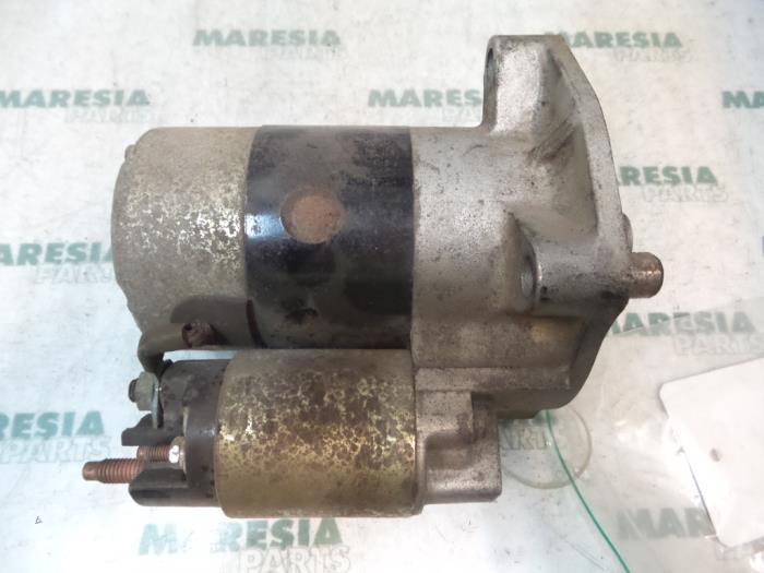 Usagé Démarreur Citroen Saxo 1.0i Van Prix € 40,00 Règlement à la marge proposé par Maresia Parts