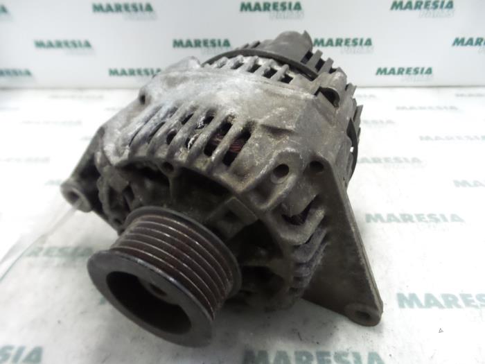 Gebrauchte Dynamo Renault Laguna I (B56) 1.8 RN,RT Preis € 35,00 Margenregelung angeboten von Maresia Parts