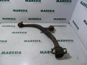 Used Front lower wishbone, left Citroen Saxo 1.4i SX,VSX Price € 35,00 Margin scheme offered by Maresia Parts