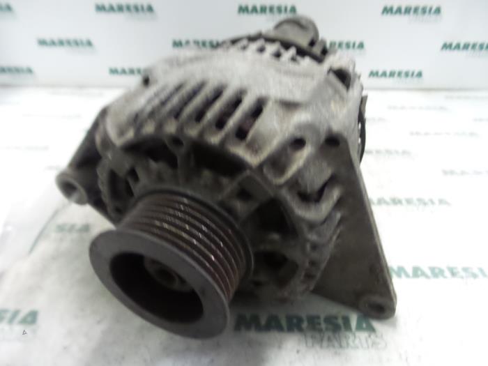 Gebrauchte Dynamo Renault Laguna I (B56) 1.8 RN,RT Preis € 35,00 Margenregelung angeboten von Maresia Parts