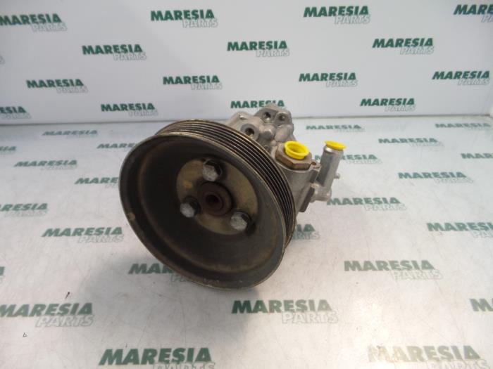 Usagé Pompe direction assistée Fiat Marea (185AX) 1.9 Tds 100 ELX Prix € 50,00 Règlement à la marge proposé par Maresia Parts