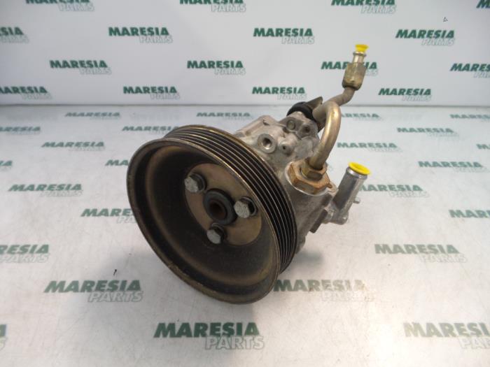 Usagé Pompe direction assistée Fiat Marea (185AX) 1.9 Tds 100 ELX Prix € 40,00 Règlement à la marge proposé par Maresia Parts
