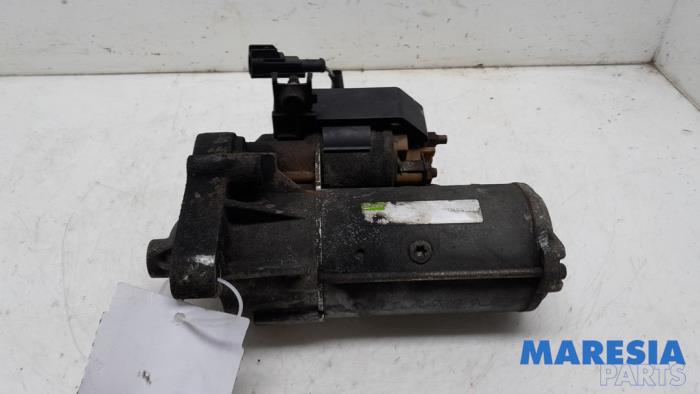 Used Starter Renault Trafic New (FL) 2.5 dCi 16V 145 Price € 54,45 Inclusive VAT offered by Maresia Parts