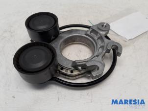 Spanrolle multiriem van een Citroën C5 Aircross I (A4/AC/AJ/AR) 1.6 Hybrid 225 16V 2022