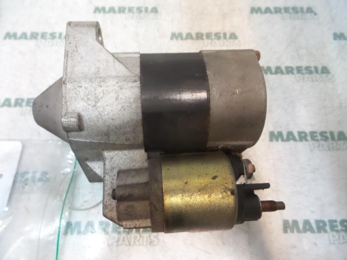 Used Starter Renault Clio II (BB/CB) 1.2 Price € 40,00 Margin scheme offered by Maresia Parts