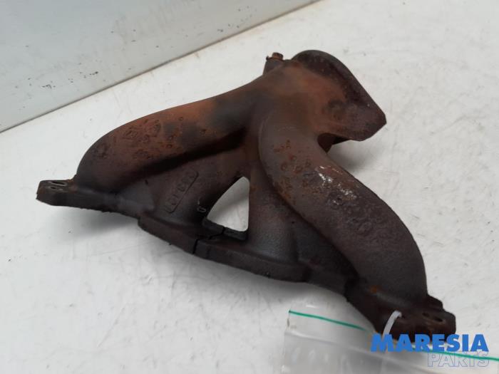 Gebrauchte Abgaskrümmer Renault Twingo II (CN) 1.2 16V Preis € 29,99 Margenregelung angeboten von Maresia Parts