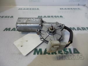Used Rear wiper motor Renault Safrane I 2.1 RN,DT,Manoir Price € 25,00 Margin scheme offered by Maresia Parts