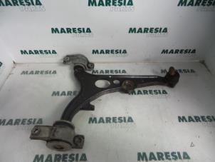 Used Front lower wishbone, right Fiat Coupé 2.0 16V Price € 35,00 Margin scheme offered by Maresia Parts