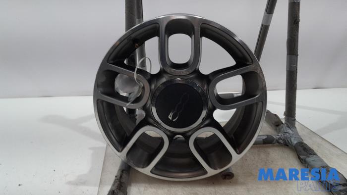 Używane Obrecz Fiat 500 (312) 1.2 Cena € 90,00 Procedura marży oferowane przez Maresia Parts