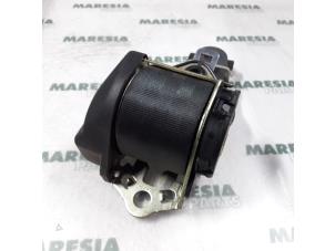 Used Rear seatbelt, right Peugeot 205 II (20A/C) 1.8 XLD,XRD,GLD,GRD Price € 25,00 Margin scheme offered by Maresia Parts