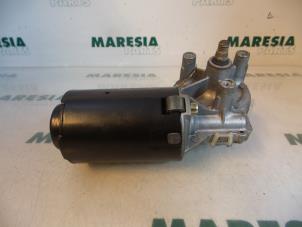 Used Front wiper motor Alfa Romeo 146 (930B) 1.6 Twin Spark 16V Price € 25,00 Margin scheme offered by Maresia Parts
