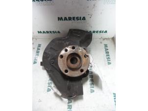 Used Knuckle, front right Peugeot 807 2.2 16V Price € 75,00 Margin scheme offered by Maresia Parts
