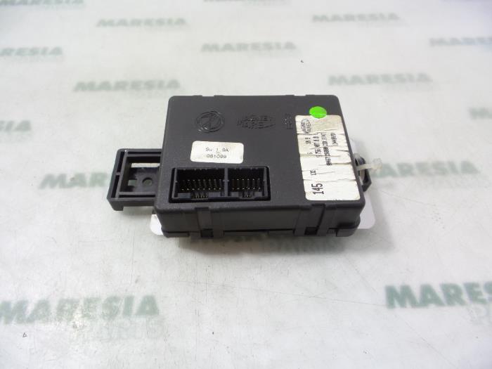 Usagé Ordinateur divers Alfa Romeo 145 (930A) 1.6 Twin Spark 16V Prix € 35,00 Règlement à la marge proposé par Maresia Parts