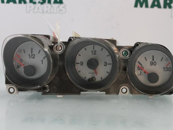 Gebrauchte Anzeige Innen Alfa Romeo 156 Sportwagon (932) 1.9 JTD Preis € 30,00 Margenregelung angeboten von Maresia Parts