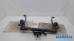 Usagé Attache remorque Renault Master III (MA/MB/MC/MD/MH/MF/MG/MH) 2.3 dCi 135 16V FWD Prix € 181,50 Prix TTC proposé par Maresia Parts