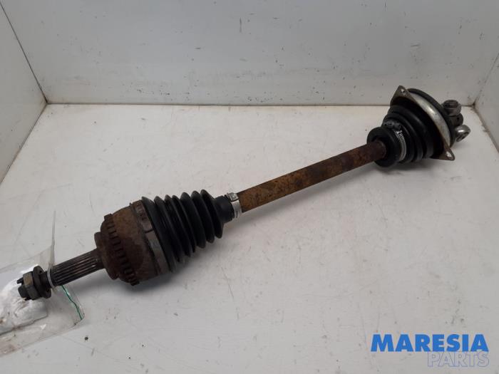 Gebrauchte Antriebswelle links vorne Renault Twingo (C06) 1.2 Preis € 50,00 Margenregelung angeboten von Maresia Parts