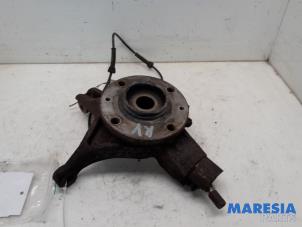 Gebrauchte Achsschenkel rechts vorne Peugeot 307 CC (3B) 2.0 16V Preis € 30,00 Margenregelung angeboten von Maresia Parts