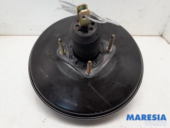 Usagé Assistant de freinage Peugeot 307 CC (3B) 2.0 16V Prix € 44,99 Règlement à la marge proposé par Maresia Parts