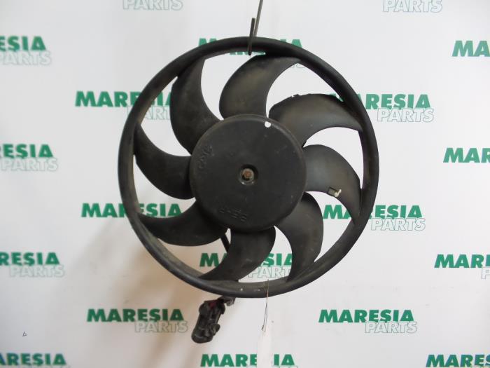 Fan motor Fiat Strada 1.9 JTD - MP8112 - Maresia Parts