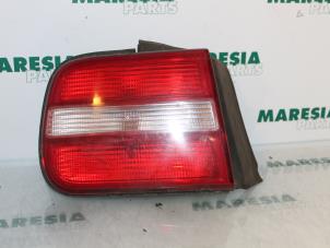 Usagé Feu arrière gauche Lancia Kappa 2.0 20V LE,LS Prix € 25,00 Règlement à la marge proposé par Maresia Parts