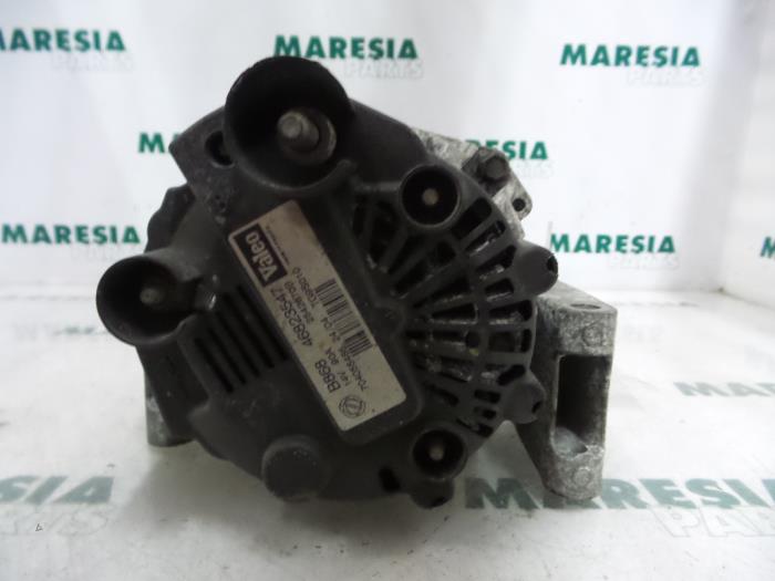 Dynamo van een Lancia Ypsilon (843) 1.3 JTD 16V Multijet 2004