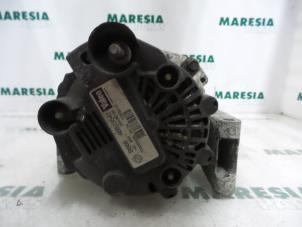 Dynamo van een Lancia Ypsilon (843) 1.3 JTD 16V Multijet 2004