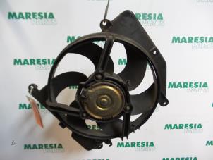 Gebrauchte Kühlgebläse Motor Fiat Barchetta (183) 1.8 16V Preis € 90,00 Margenregelung angeboten von Maresia Parts