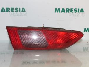 Usados Luz trasera izquierda Alfa Romeo 156 (932) 1.9 JTD 16V Precio € 15,00 Norma de margen ofrecido por Maresia Parts