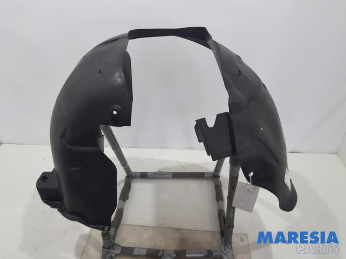 Używane Nadkole Citroen C4 Grand Picasso (UA) 2.0 16V Autom. Cena € 25,00 Procedura marży oferowane przez Maresia Parts