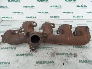 Used Exhaust manifold Citroen Jumper (U9) 2.2 HDi 100 Euro 4 Price € 127,05 Inclusive VAT offered by Maresia Parts