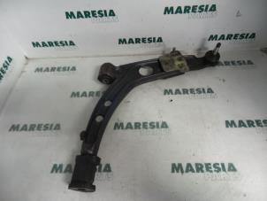 Used Front lower wishbone, right Fiat Seicento (187) 1.1 S,SX,Sporting,Hobby,Young Price € 20,00 Margin scheme offered by Maresia Parts