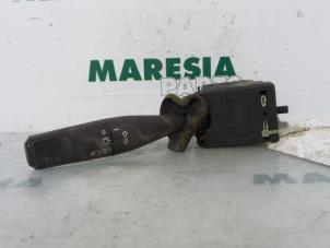 Gebrauchte Richtungsanzeiger Schalter Fiat Scudo (220Z) 1.9 D Preis € 25,00 Margenregelung angeboten von Maresia Parts