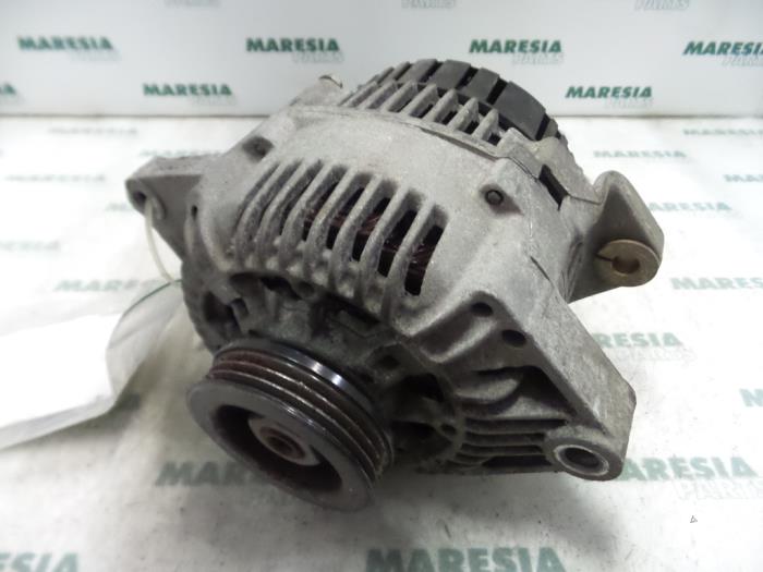 Used Dynamo Renault Megane Scénic (JA) 1.6 RT Price € 50,00 Margin scheme offered by Maresia Parts