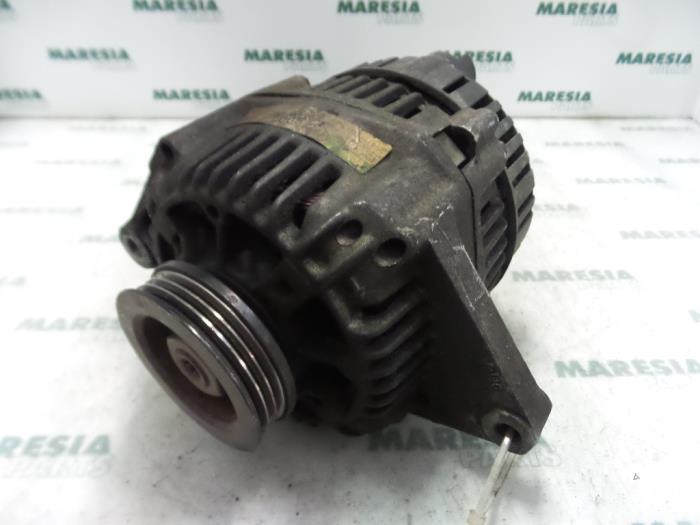 Used Dynamo Renault Megane Scénic (JA) 1.6 RT Price € 40,00 Margin scheme offered by Maresia Parts