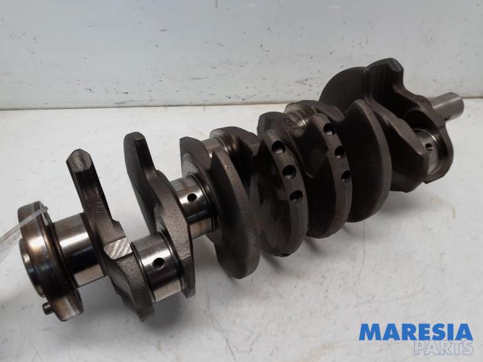 Usagé Vilebrequin Peugeot 206 CC (2D) 1.6 16V Prix € 149,00 Règlement à la marge proposé par Maresia Parts