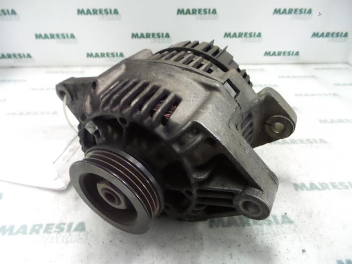 Used Dynamo Renault Megane Classic (LA) 1.6i RN,RT,Alizé Price € 40,00 Margin scheme offered by Maresia Parts