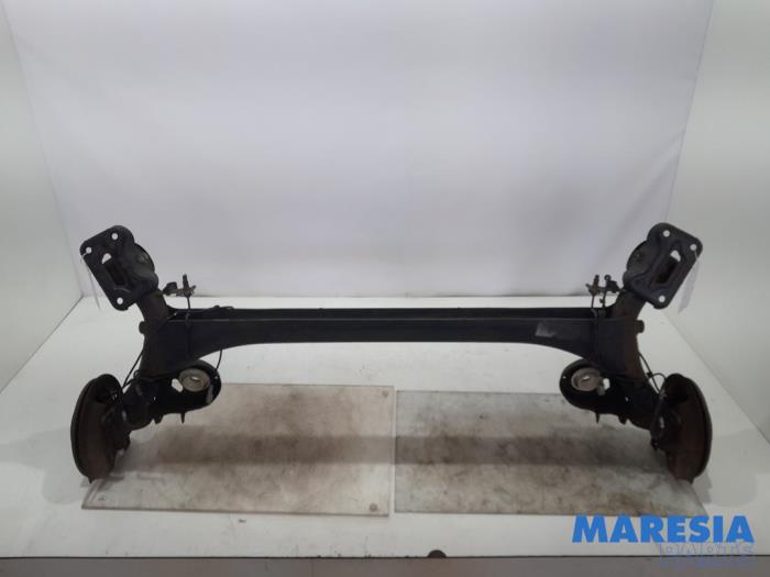 Gebrauchte Hinterachse Vorderradantrieb Peugeot 307 CC (3B) 2.0 16V Preis € 124,99 Margenregelung angeboten von Maresia Parts