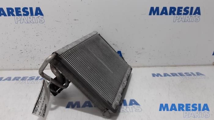 Begagnade AC-radiator Citroen DS5 (KD/KF) 2.0 HDiF 160 16V Pris € 75,00 Marginaltabell erbjuds av Maresia Parts