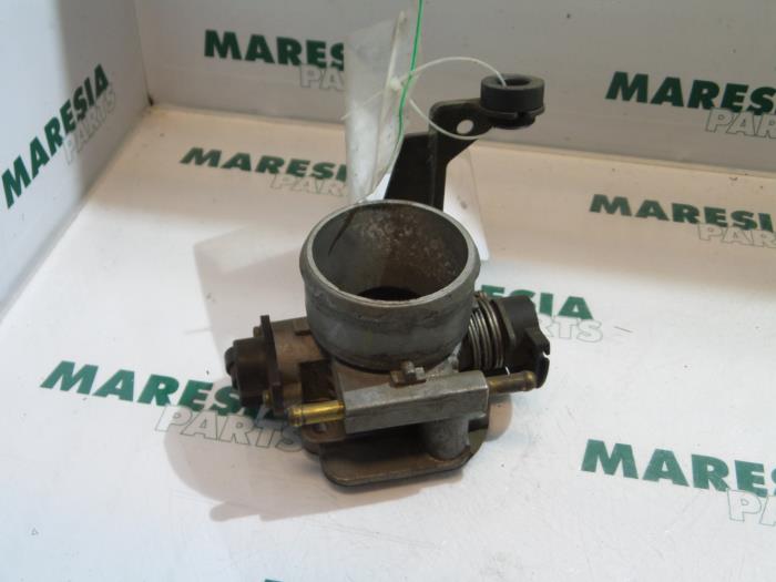Usagé Boitier papillon Fiat Marea Weekend (185BX/CX) 1.6 SX,ELX 16V Prix € 40,00 Règlement à la marge proposé par Maresia Parts