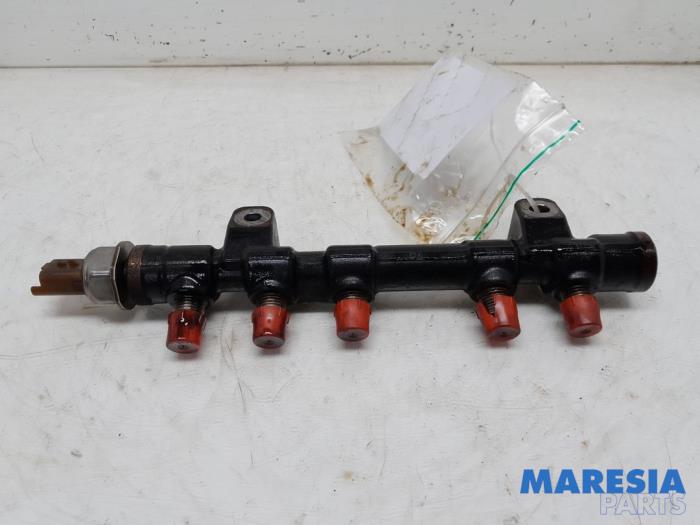 Système d'injection d'un Citroën Berlingo Cinqspace, Multispace 1.6 BlueHDI 75 2015