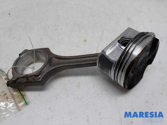 Begagnade Vevstake Citroen C4 Grand Picasso (3A) 1.6 16V VTi 120 Pris € 50,00 Marginaltabell erbjuds av Maresia Parts