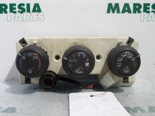 Usados Panel de control de calefacción Alfa Romeo 156 (932) 1.6 Twin Spark 16V Precio € 25,00 Norma de margen ofrecido por Maresia Parts
