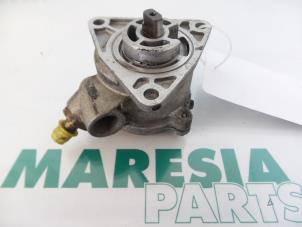 Usagé Pompe à vide (diesel) Fiat Palio Weekend (178D) Prix € 30,00 Règlement à la marge proposé par Maresia Parts
