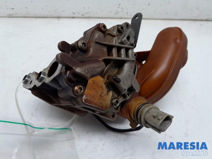 Gebrauchte Ölpumpe Renault Clio IV (5R) 1.2 TCE 16V GT EDC Preis € 40,00 Margenregelung angeboten von Maresia Parts