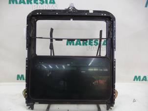 Used Sliding roof Fiat Punto II (188) 1.2 60 S 5-Drs. Price € 105,00 Margin scheme offered by Maresia Parts